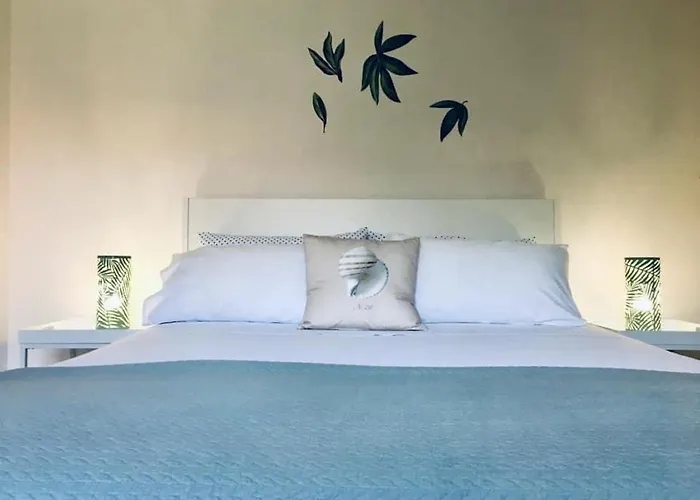 Alloro Marino B&B 시비타노바 마르셰